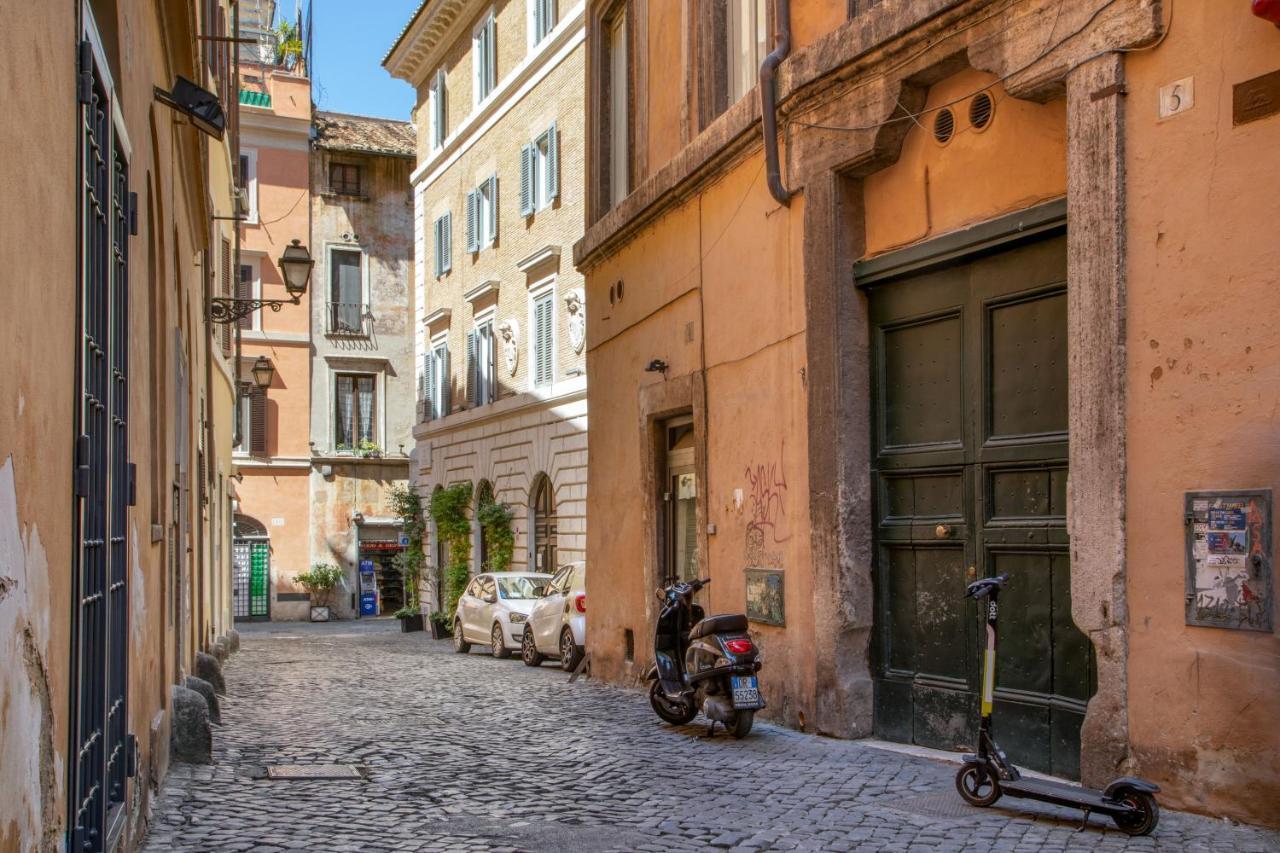 Gasthof The Right Place 4u Navona Luxury 5*