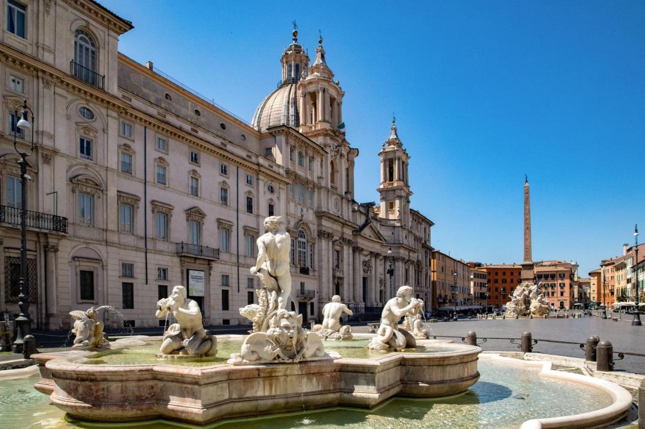 The Right Place 4u Navona Luxury Rom