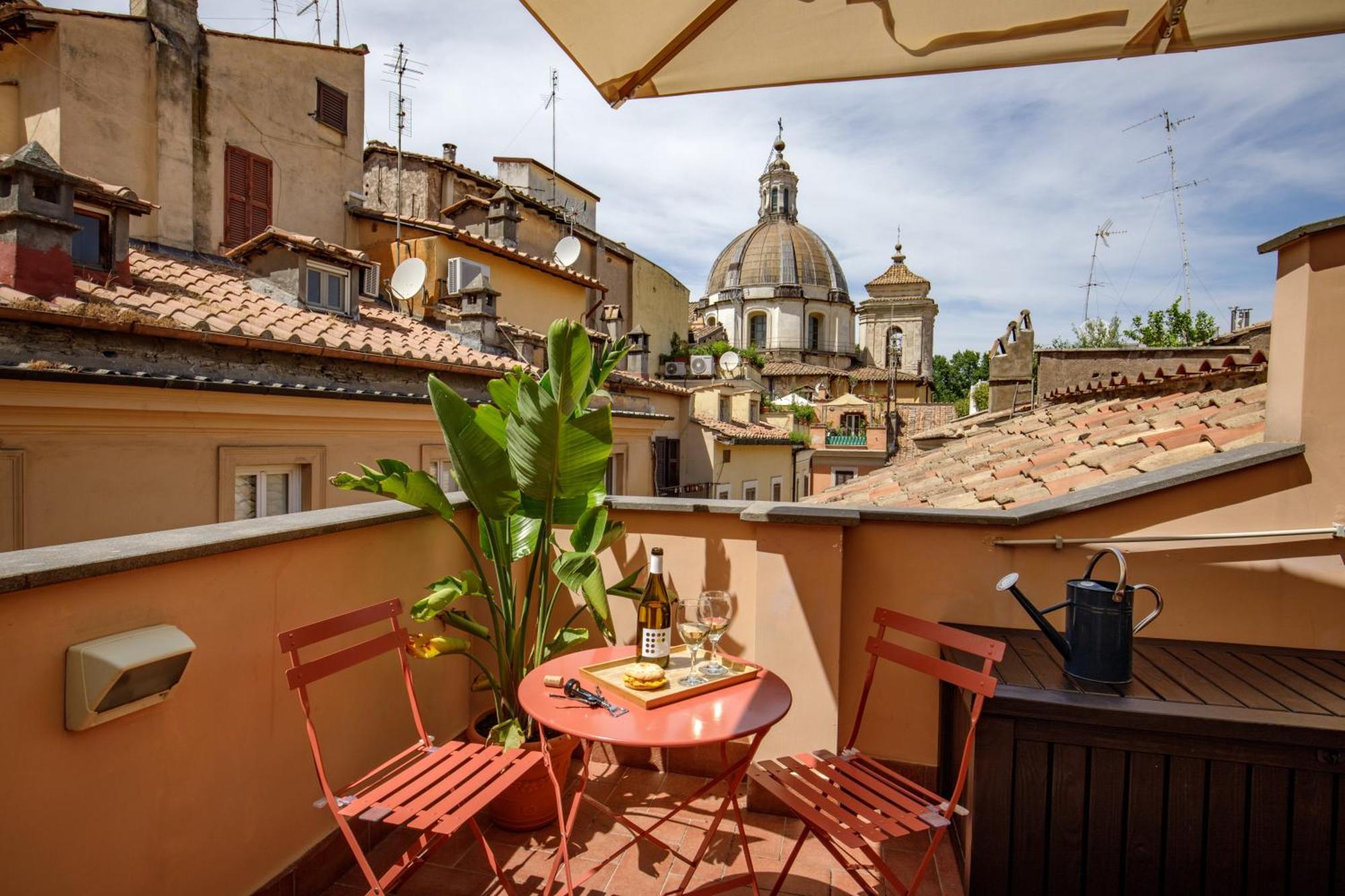 Gasthof The Right Place 4u Navona Luxury 5*