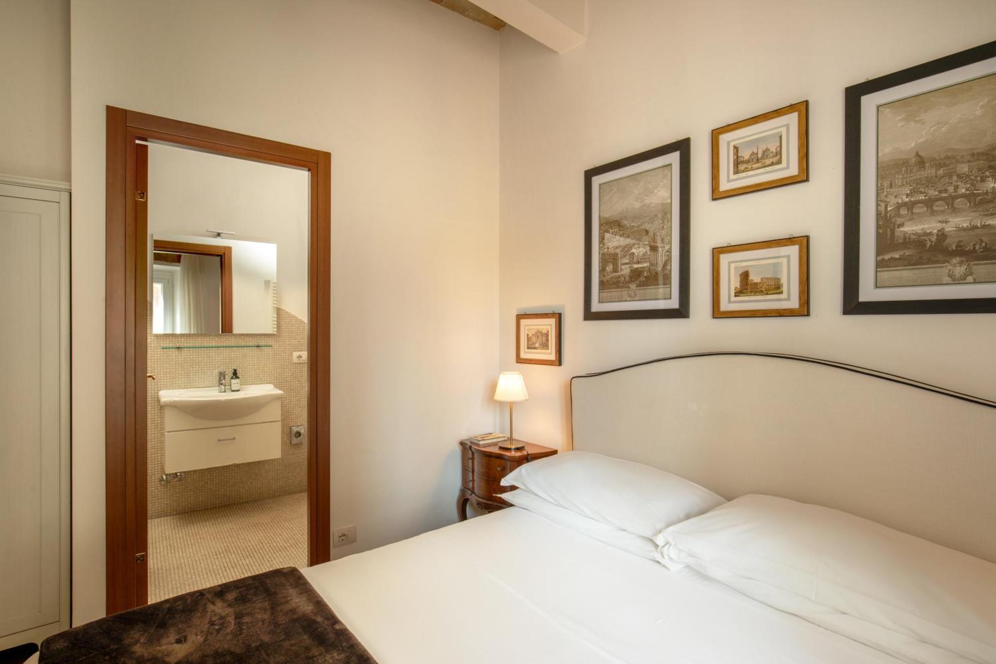 The Right Place 4u Navona Luxury Gasthof 5*