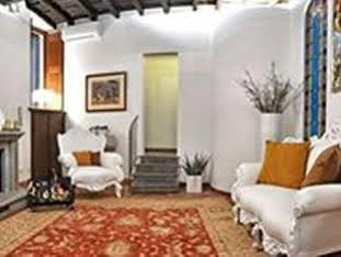 The Right Place 4u Navona Luxury Gasthof 5*